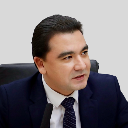Азиз Отабеков