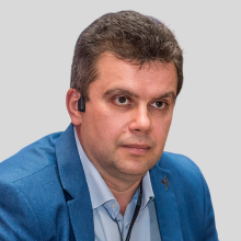 Алексей Янов